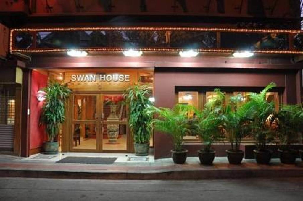 Swan Hotel Bangkok Bagian luar foto